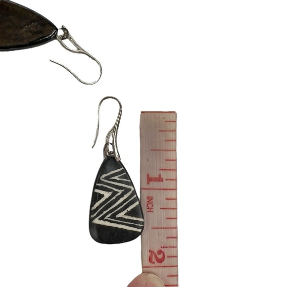 Polished Slate Stone White Zig Zag Rounded Triangle Earrings - Picture 10 of 10